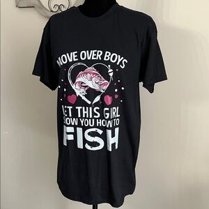 Gildan Black Fish-Themed T-Shirt with Pink Accents Size MEDIUM ~ 5 For $25 Item